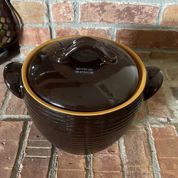 Bobby Flay Plancha Brown Earthenware Bean Pot Casserole w/ Lid - Picture 2 of 6
